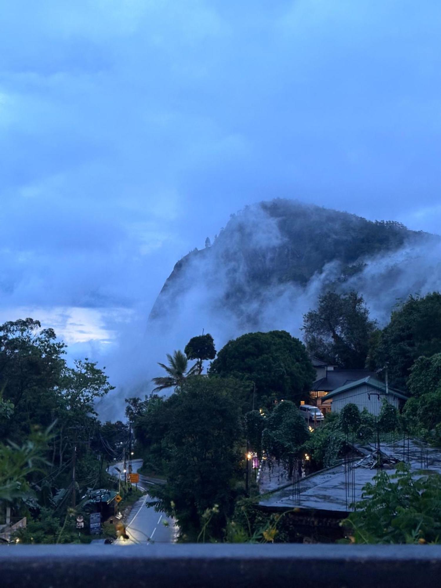 Rock View Hostel エッラ エクステリア 写真